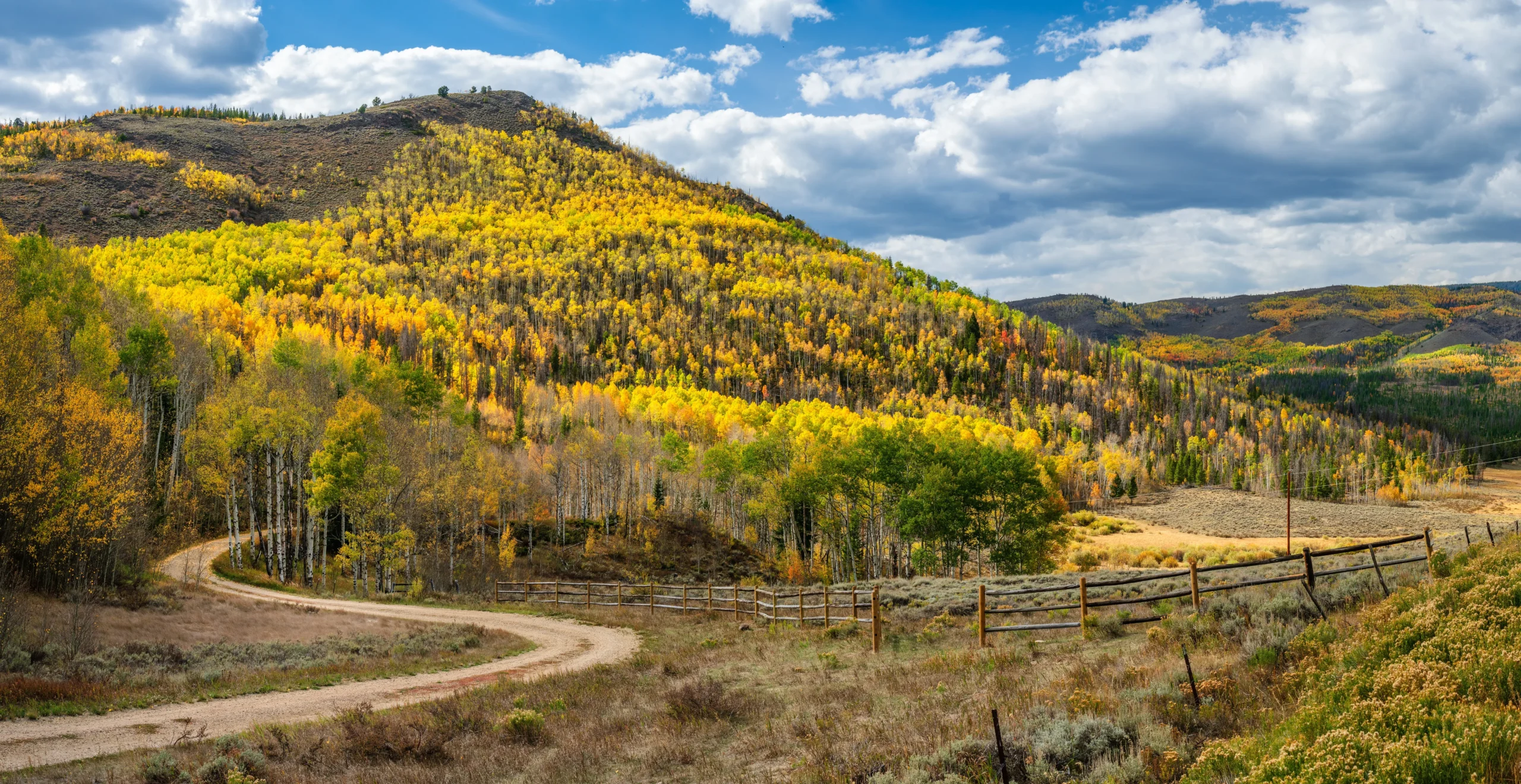 Mountains in Tabernash, CO in the fall
